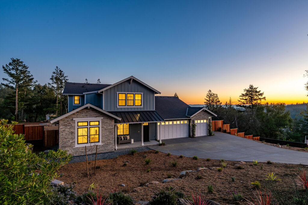 3684 Crown Hill Drive, Santa Rosa, CA 95403